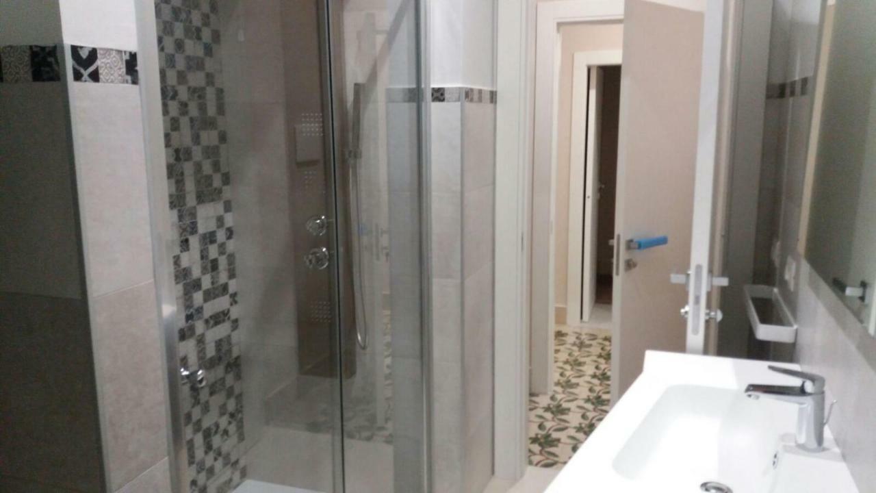 Casa Isabela Luxury Rooms Melfi Exterior photo
